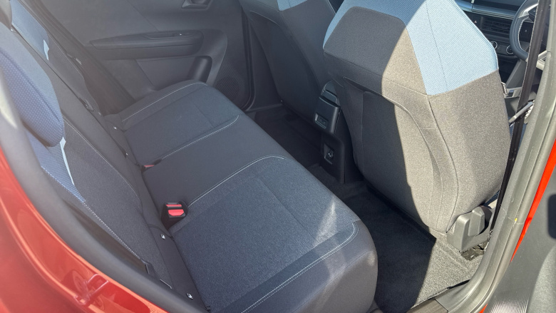 Vauxhall Frontera 83kW Design 44kWh 5dr Auto Electric Estate